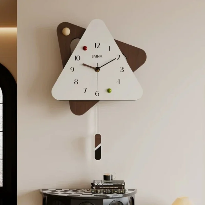 Factory Direct 2026 Luxury Modern Wall Clocks Living Room Aesthetic Minimalist Design Wall Watch Creative Xenomorph Reloj De Par