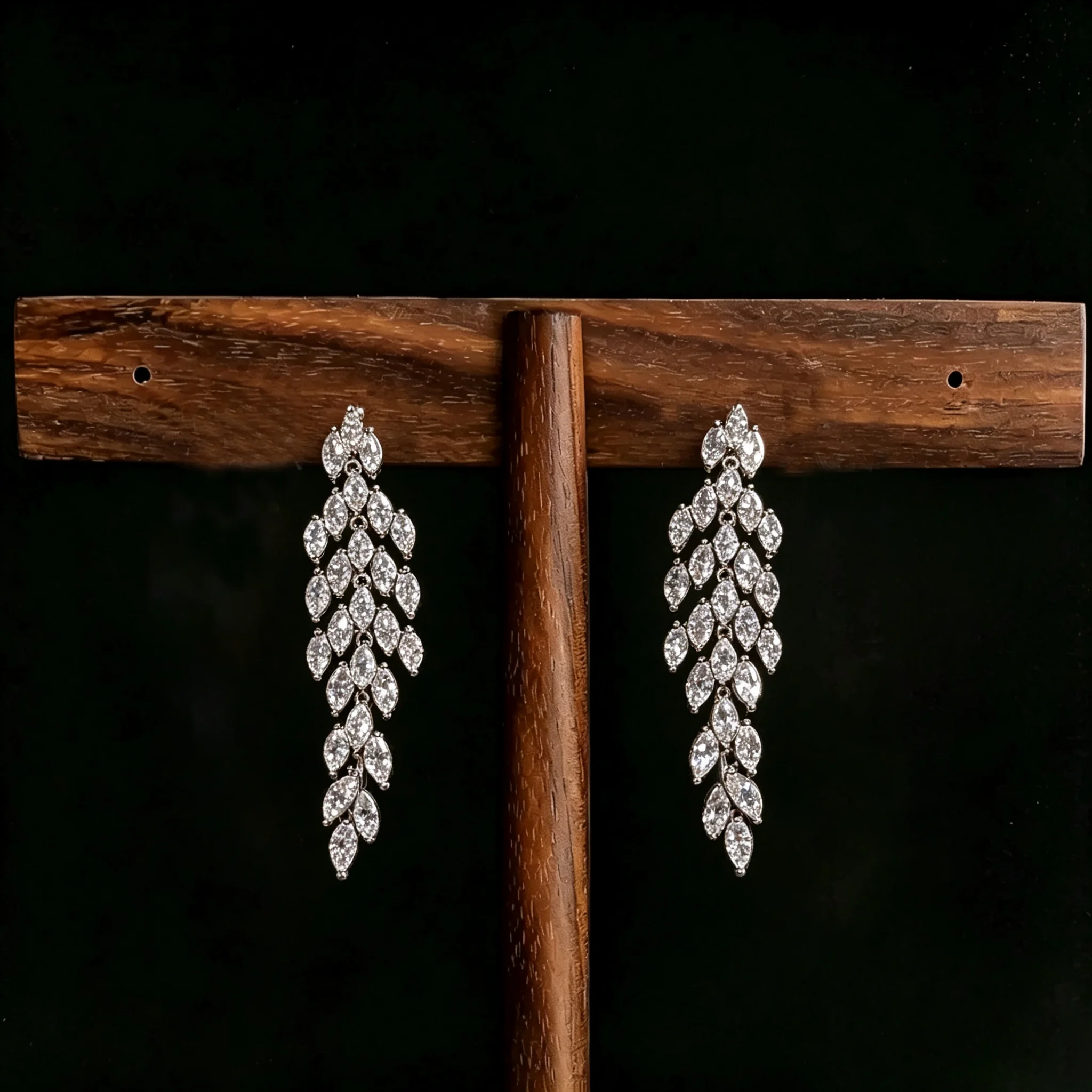 HIBRIDE Long Style Elegant Earrings Light Luxury Jewelry Suitable for Women's Wedding Party Activities Daily Accessories E431