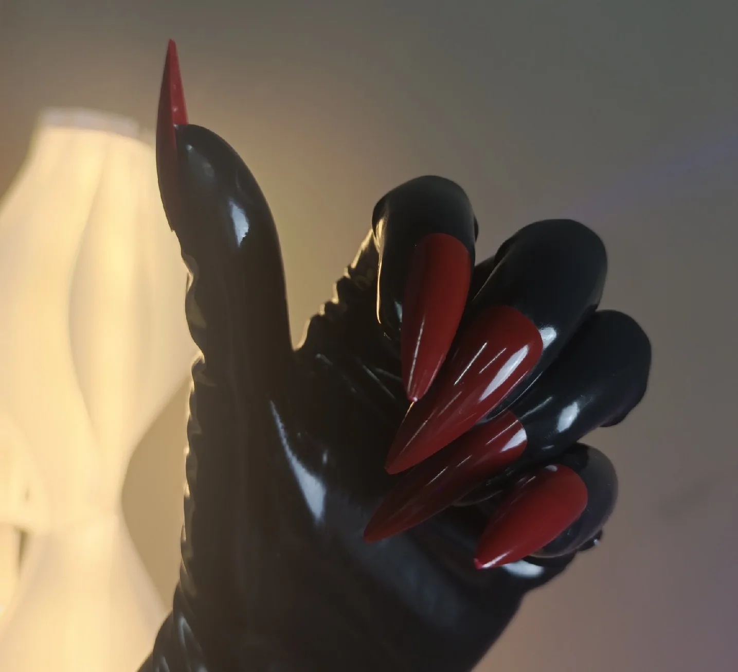 

Crossdress Male To Female Oil Shiny black Super Thin Latex Zentai Long Red Flat Nails Fetish Sheer Cosplay Kigurumi Gloves