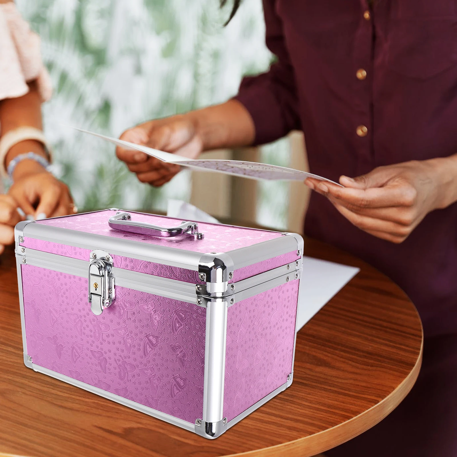 

Privacy Pink Large Capacity Aluminum Alloy Case Smooth Opening Household Medicine Box Portable Tote Tools Container