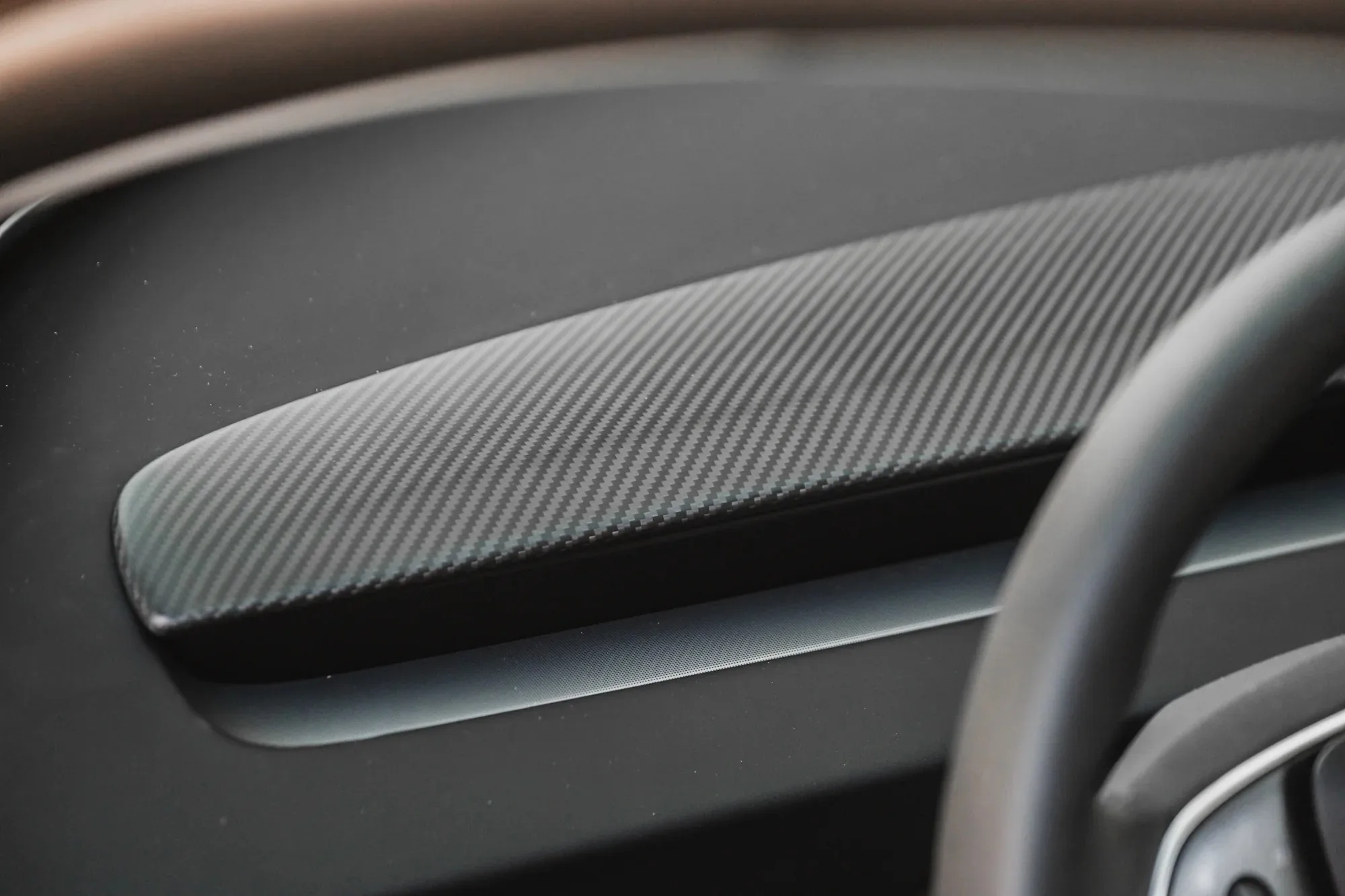Good Quality Model 3 Highland Dry Carbon Fiber Interior Trims Dashboard Front Trim