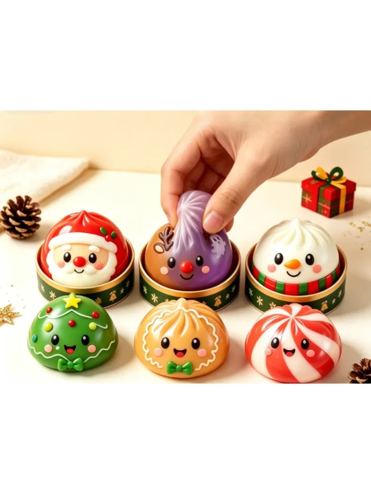 Neues Weihnachtsmann-Elch-Knödel-Form-Quetschspielzeug in Grün zur Stresslinderung, Weihnachtsparty-Geschenk, Spielzeug für Erwachsene