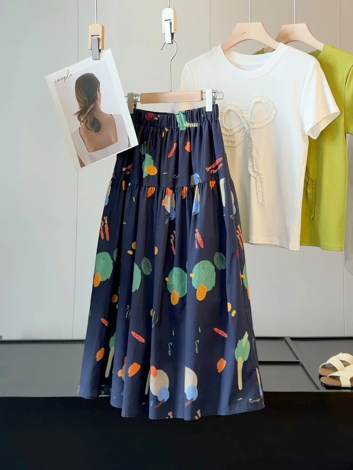 Harajuku Preppy Navy Blue Abstract Floral Print Tiered Midi Skirt Elastic Waist A-line Casual Country Summer Skirt For Women