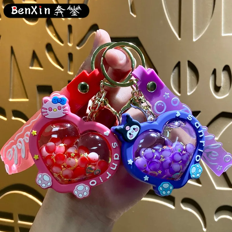 Miniso creative heart-shaped keychains, cute couple car keychains, bag pendants