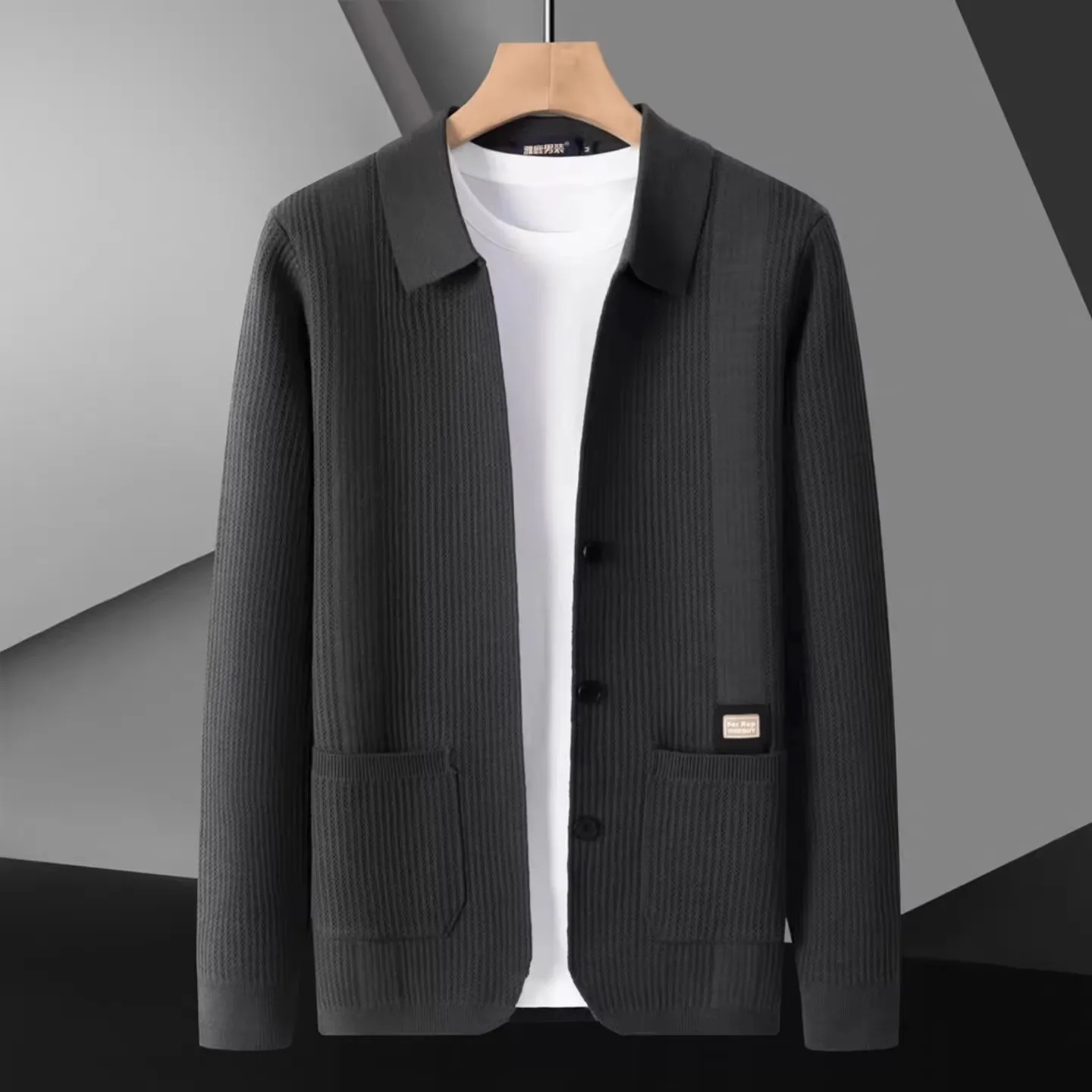 

Fashion brand letter embossed knit cardigan men's high-quality simple pocket casual comfort new trend button lapel sweater coat