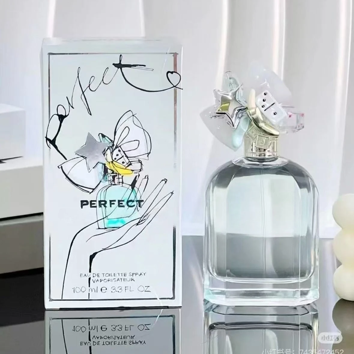 100ML 高級ブランド香水 長持ちする香り 若々しい魅力満載 鮮やかで優しいレディースボディスプレー 毎日の使用に最適