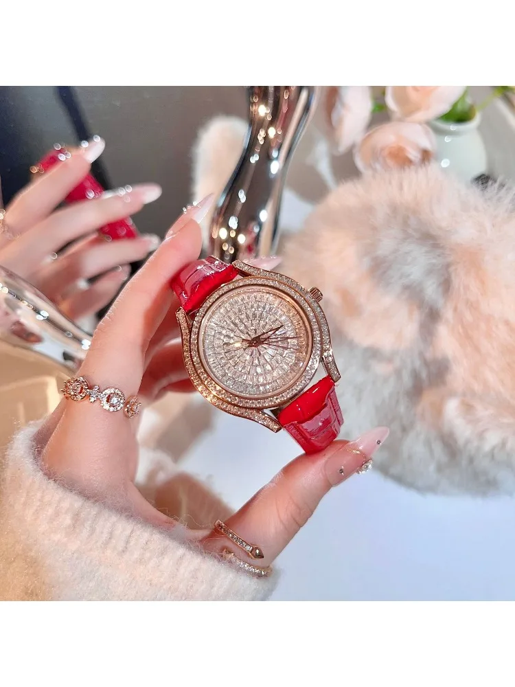 ساعة كوارتز ماسية للنساء