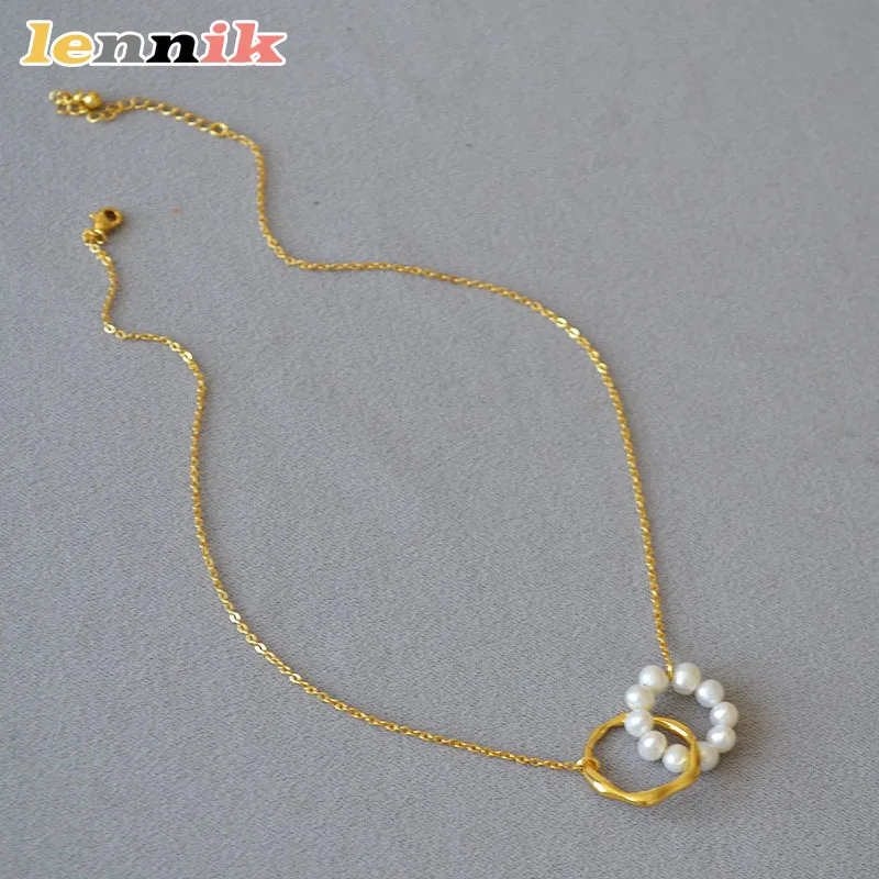 

Ожерелье LENNIK с геометрическим жемчугом, позолоченная латунь с пресноводным жемчугом, французские минималистичные украшения для женщин