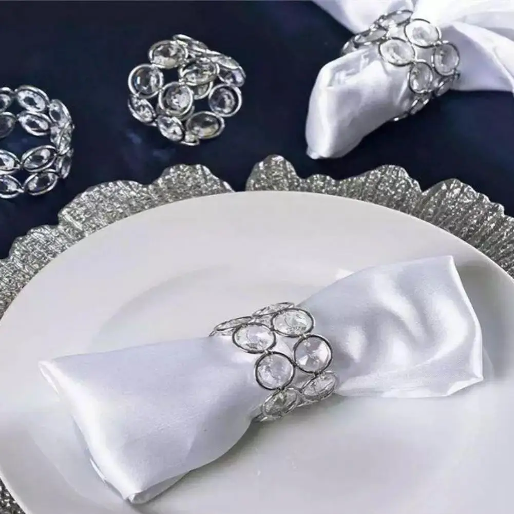 6Pcs/Set Napkin Ring Luxury Faux Crystal Beads Metal Shiny Elegant Dinner Napkin Holder Buckle Wedding Party Table Decoration