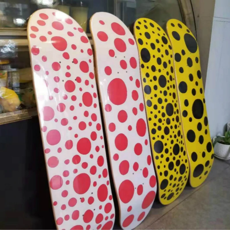 Yayoi Kusama  Decorative skateboard colorful jigsaw puzzle skateboard deck sunflower modern art decoration pendant collection