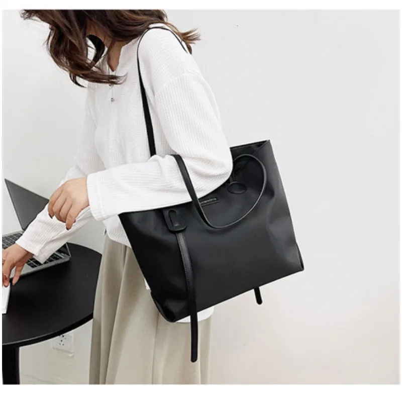 Waterproof Nylon Cloth Tote Bag  Casual Women's Bag  2023 Trendy New Large Capacity Handbag  Fashion Urban Beauty Shoulder Bag