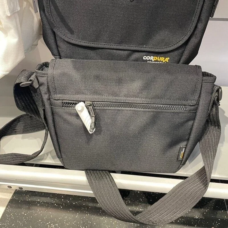 Nike Men's and Women's Bags, Sports and Leisure Daily Commuting Portable Shoulder Bag IX4817-010
