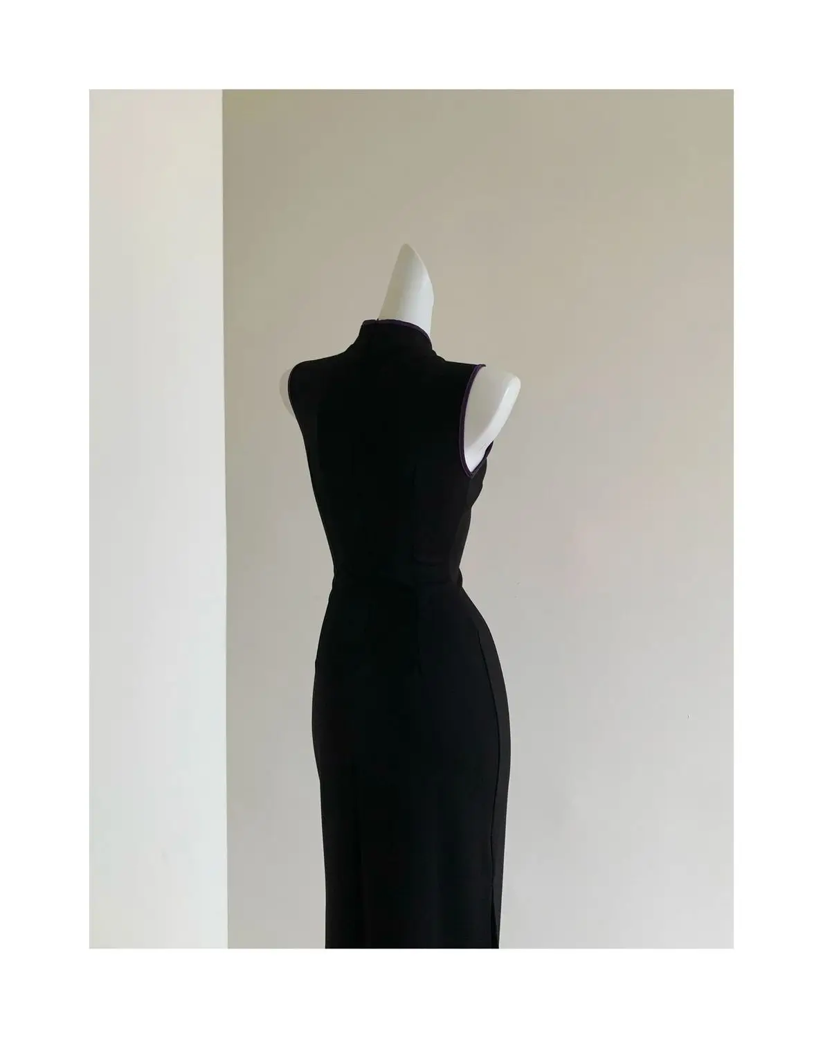 2025年伝統的な中国風紫刺繍レトロスリムノースリーブチャイナドレスエレガントロング女性レトロ旗袍ドレス