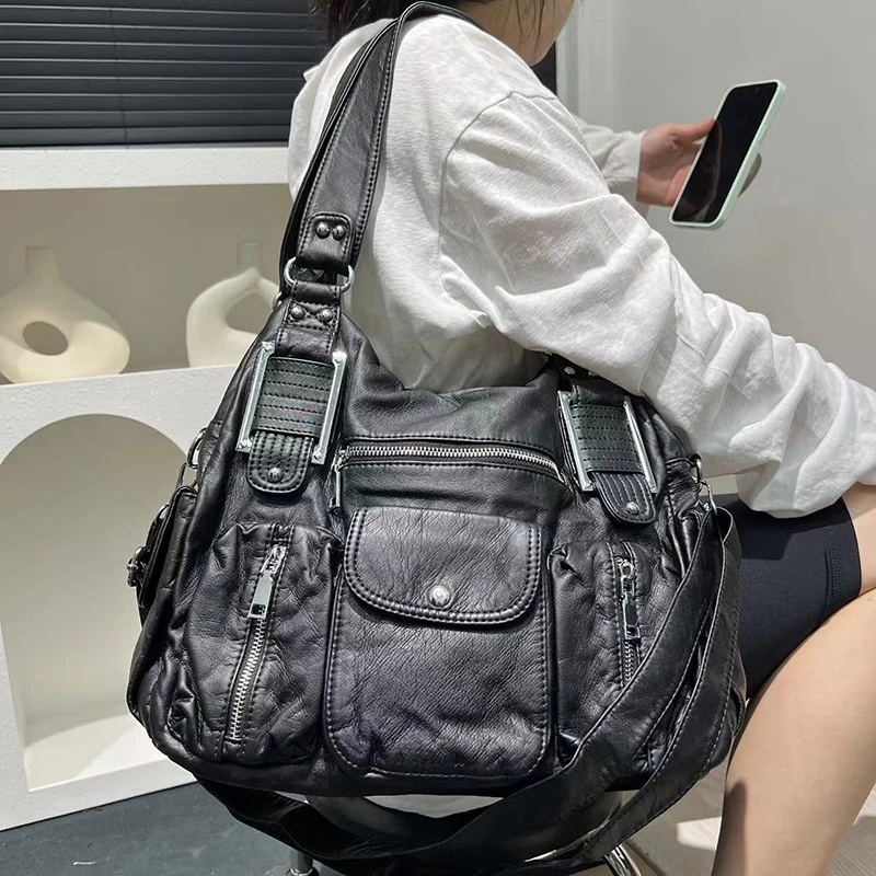 Bolsa tote coreana com vários bolsos, bolsa de ombro crossbody feminina estilo motociclista y2k, bolsa japonesa lavada de baddie, preta