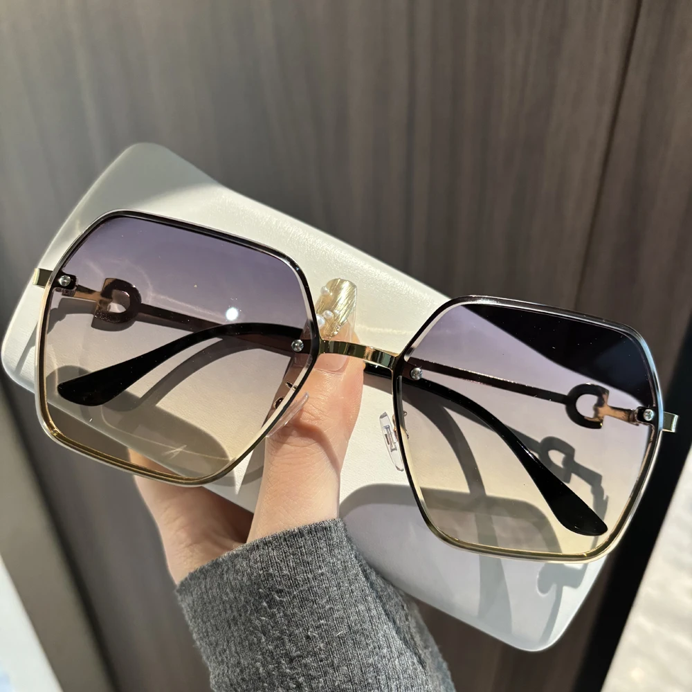 

Borderless Fashion Sunglasses for Women, Elegant Large Frame Decoration for Face Shape, Sunshade and UV Protection