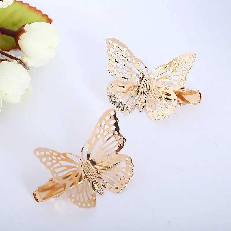 2pcs Metal Butterfly Hair Clips Retro Temperament Ladies Wild Stereo Hollow Korean Fashion Simple Golden Hair Styling Tools