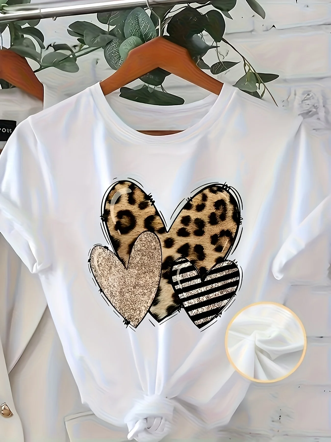 

Women's Casual Short Sleeve T-Shirt - Leopard Print & Glitter Heart Design Relaxed Fit Round Neck All-Season Top women clothing