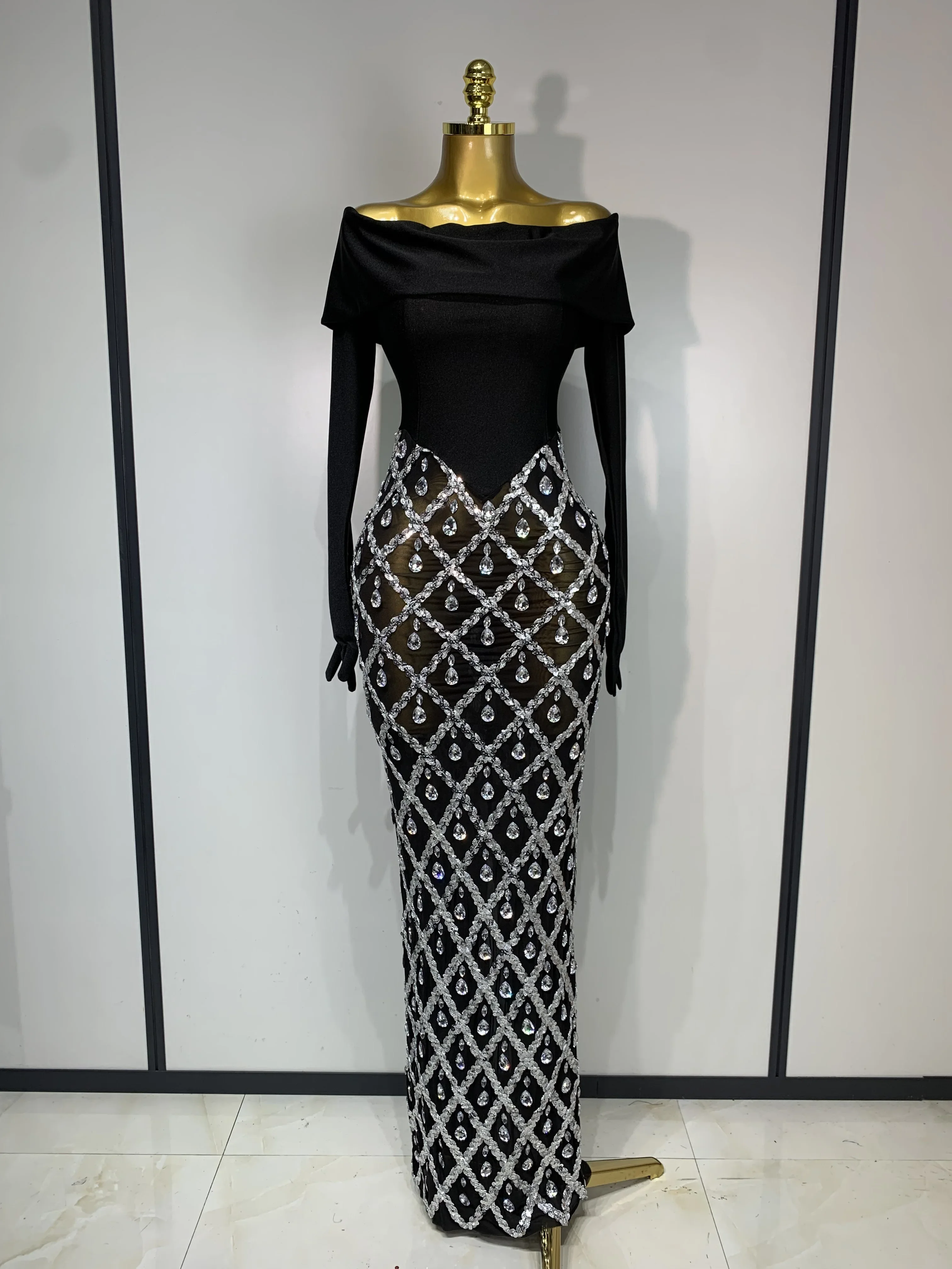 

Exquisite Diamond Embellished Sequin Mesh Luxury Wrap Dress High Waist Long Skirt Glittering Strapless Gown Party Dresses Woman