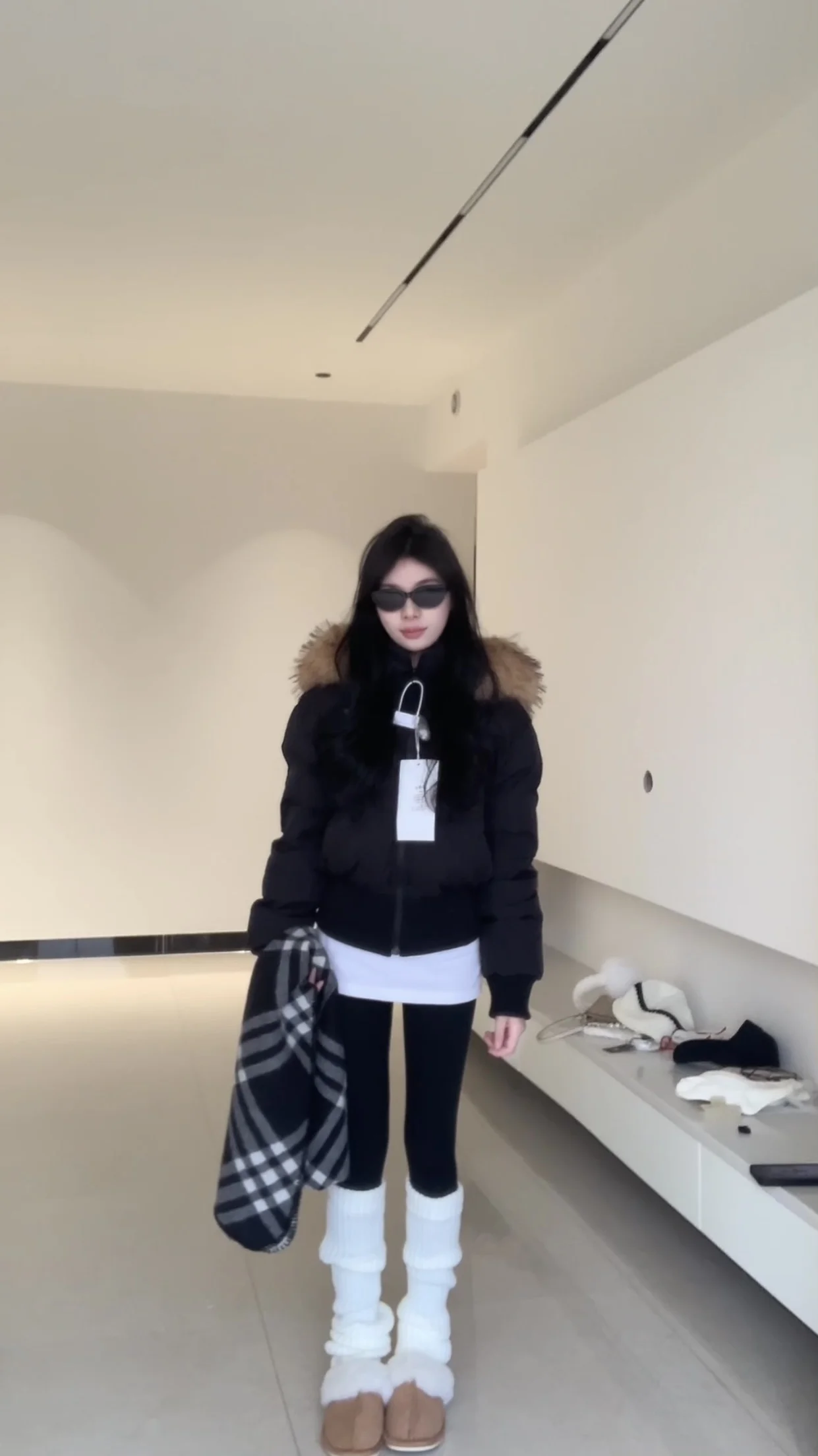 

Thiened American Sle Parka Coat with Large Fur Collar Hooded Cotton Warm Slim Fit Winter Outerwear Women's Faion