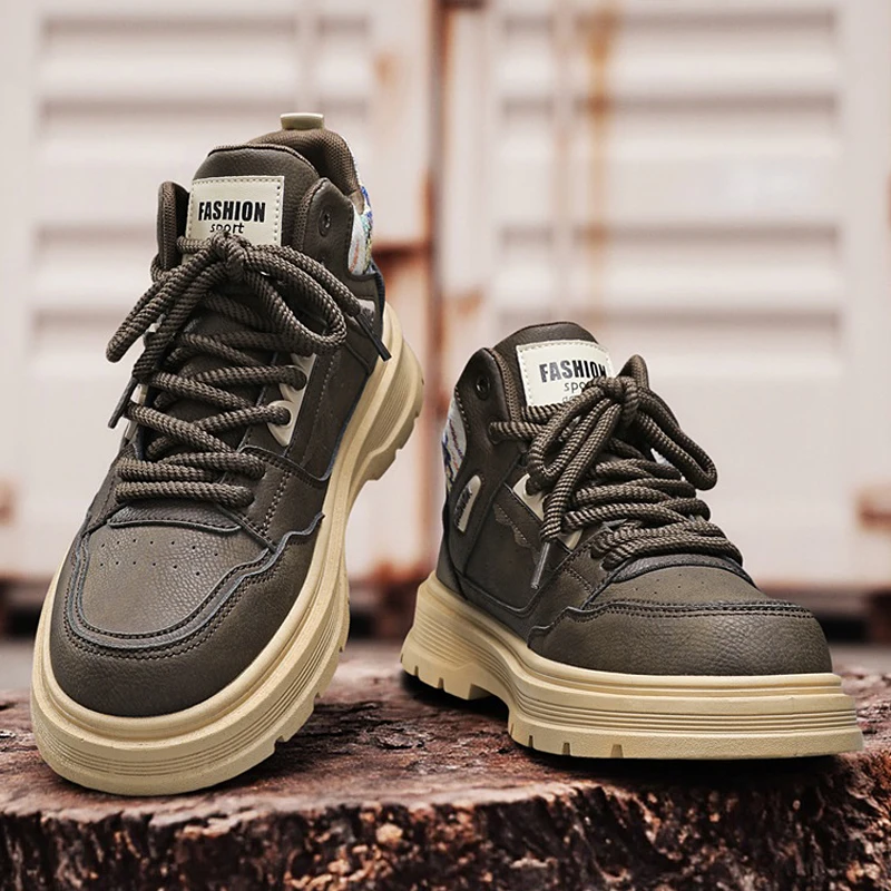 عالية الجودة أحذية رجالي 2025 نمط جديد الشتاء المضادة للانزلاق سميكة سوليد مقاومة للاهتراء في الهواء الطلق حذاء للسير مسافات طويلة الرجال أحذية العمل الجلدية