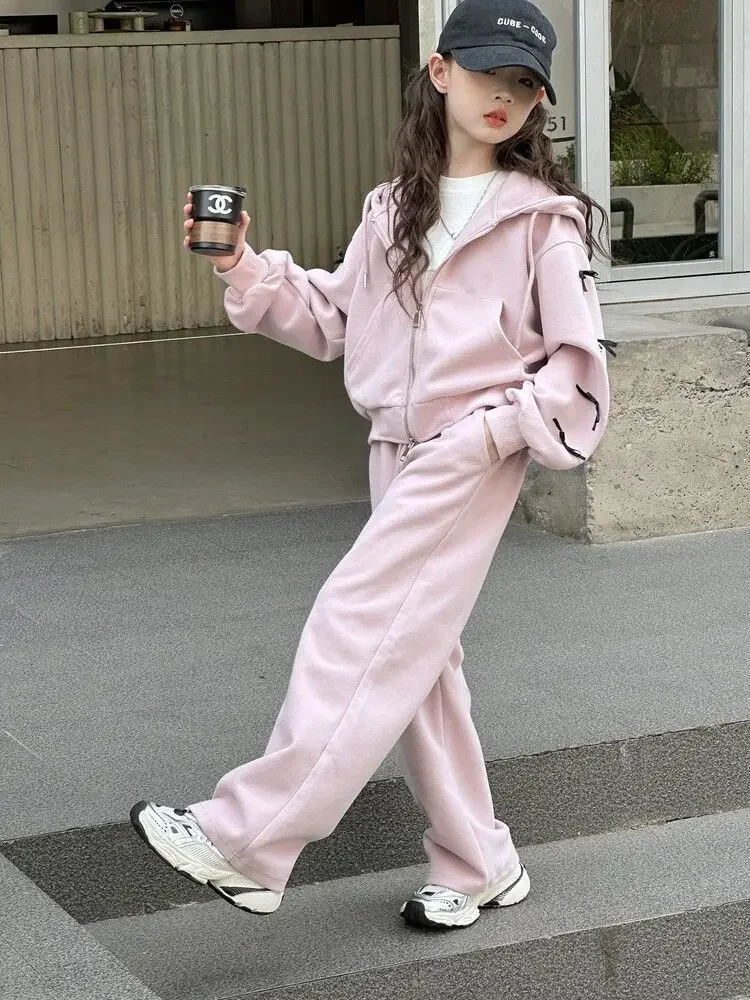 Mädchen-Trainingsanzug mit Kapuze und Schleifendetail – zweiteiliges Outfit im koreanischen Stil mit langärmeliger Jacke und Hose für größere Kinder. – Detail 25
