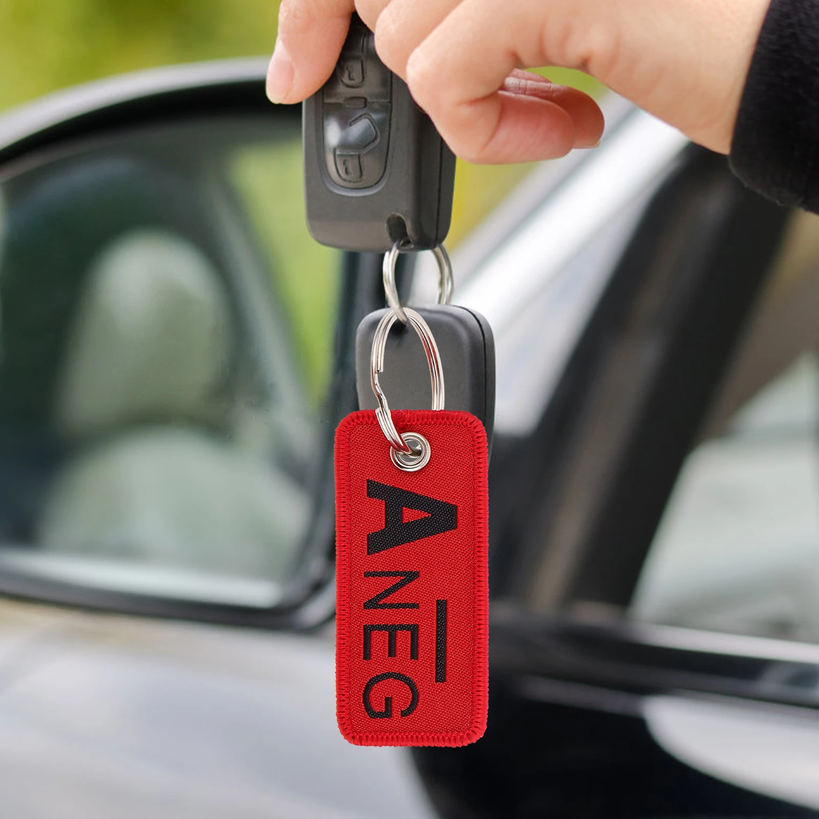 

4pcs Blood Type Keychain Tags Car Bags Keyrings Cloth Holder Pendant Backpack Decorative Charm Tag Gothic Fob Present Gift