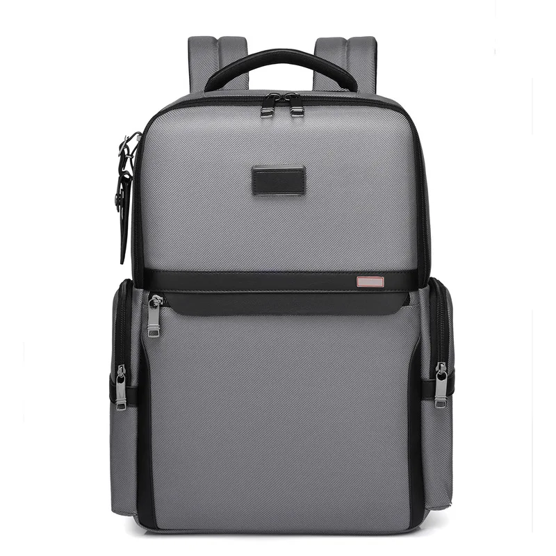 Simple solid color backpack, travel backpack, plenty of storage space, very suitable for commuting, school, work and going out.