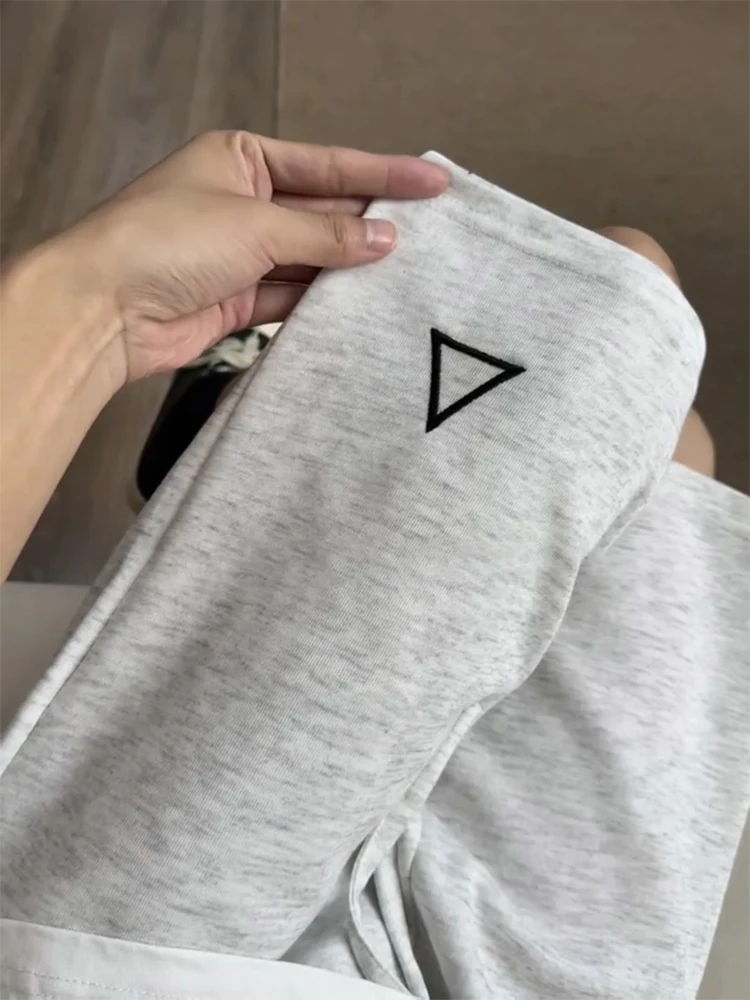 

Cleanfit Grey Logo Men's Sport Shorts Summer American High Street Cool Pants Holiday Style Semi-Pants Casual Shorts