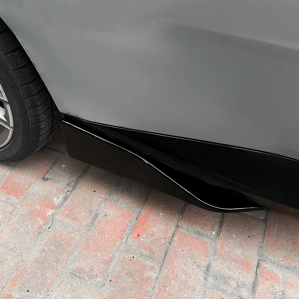 Suitable for BMW 2 Series G42 M Sport 2022+ MP side skirt spoiler small surround exterior trim cross-border modification