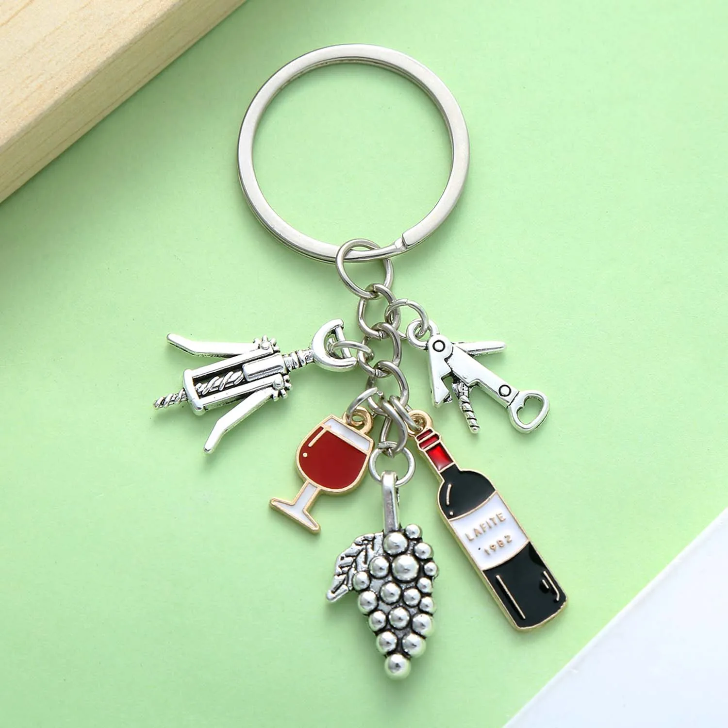 1pc Fashion Red Wine Keychain, Alloy Wine Glasses, Grapes, Bottle Opener Key Ring For Car Keys, Backpacks, Wallets