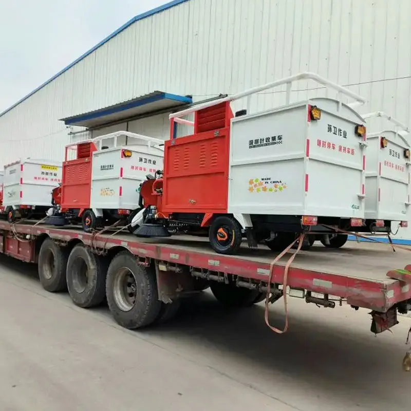 Портативная 3-колесная электрическая подметальная машина с литиевой батареей рулевого управления для чистки листьев, муниципальных и экологических машин