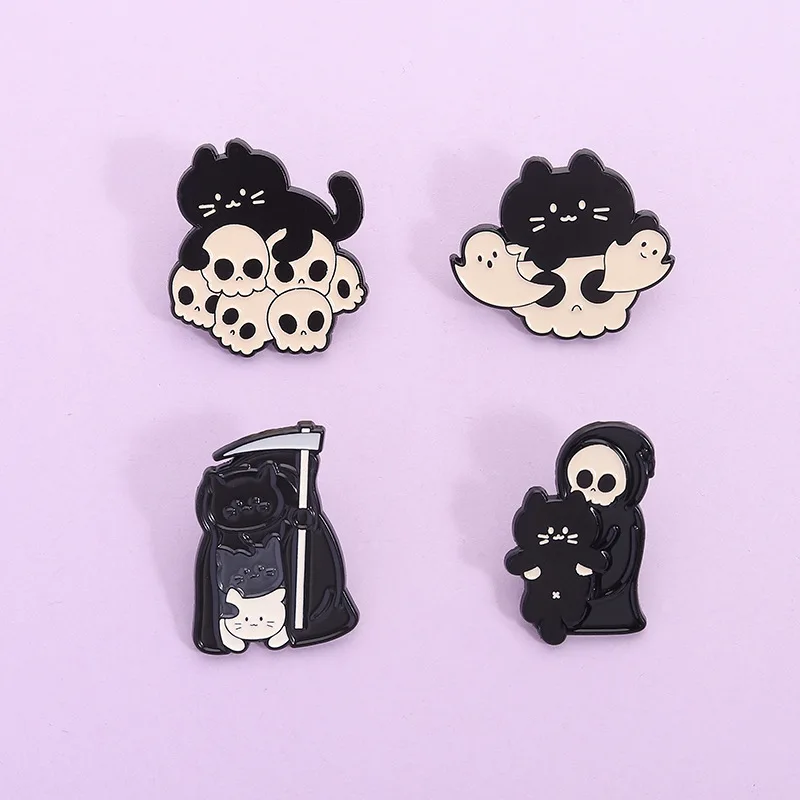 Pin Creative Halloween Horror Brooch on Clothes Decoration Animal Skull  Cat Personalized Metal Badges for Clothes Enamel Pins