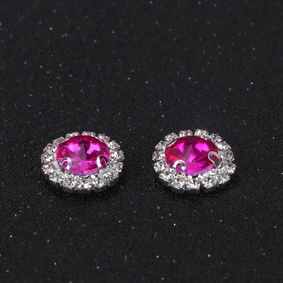 

20 PCS Rhinestones Claw Chain Decorative Diamond Faux Diamonds for Crafts Flatback Table Scatters