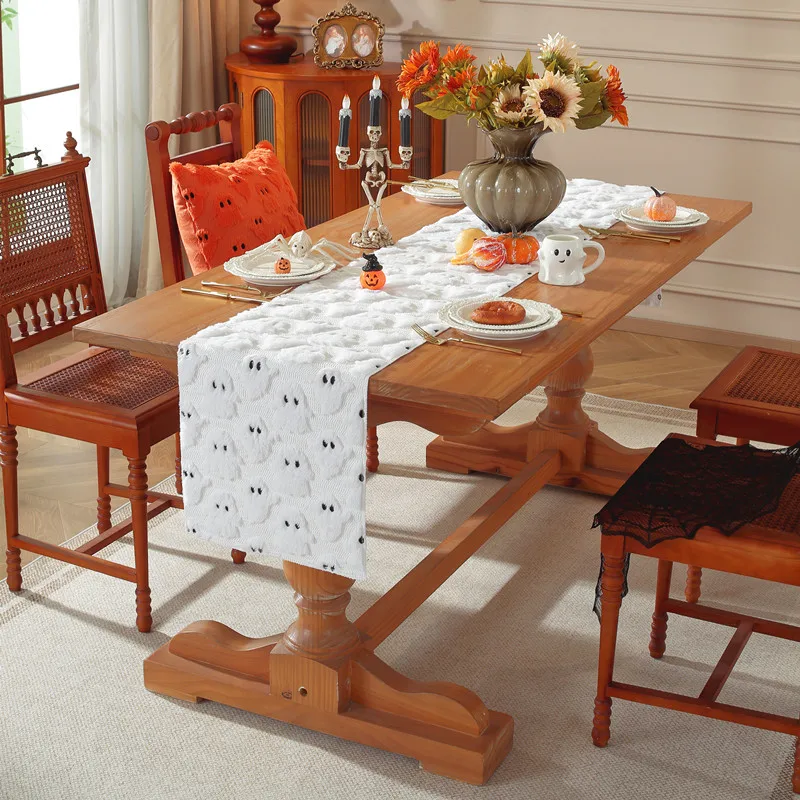

Plush Embroidered Black and White Ghost Halloween Table Runner Bed End Flag Decorative Cover Cloth Dining Table Cloth