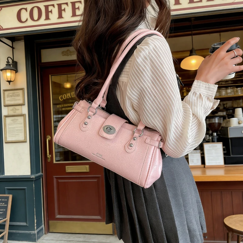 

Trendy Minimalist Diaper Bags For Women Unique Simple Leather Tote Bag Vintage Designer Fashionable Commuter