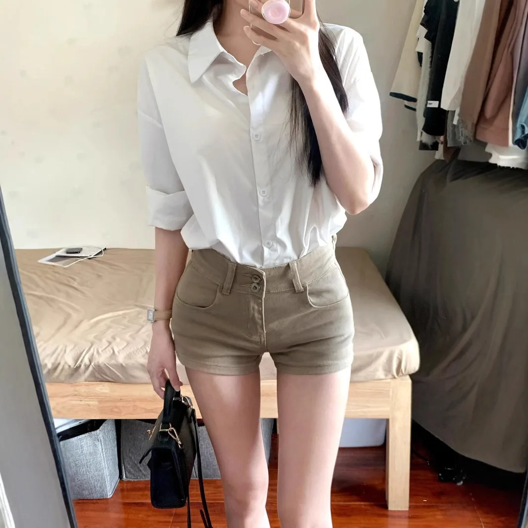 denim shortsKhaki Double Buckle High Waist Hip-wrapped Denim Super Shorts Women's 2026 New Tight Hot Pants 2026 New Spring Strai