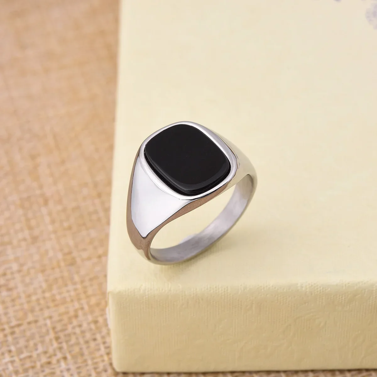 ZY Men\'s/Women High Quality 316LStainless steel Onyx Wedding Rings Classic Fashion Trend Jewelry Product