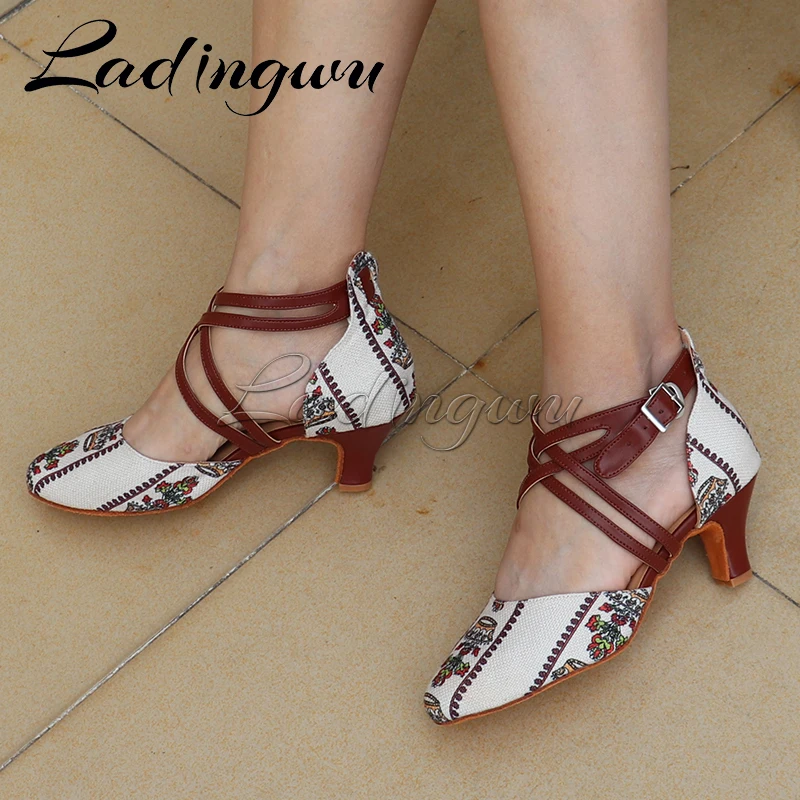 Ladingwu New Denim Floral Pattern Closed Toe Latin Dance Shoes Black Beige Autumn and Winter Ballroom Tango Salsa Dance Shoes