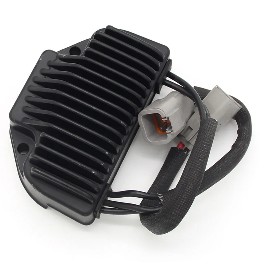 

Регулятор напряжения/выпрямитель для мотоциклов Harley Davidson Dyna Glide, Street Bob, Super Wide Glide 1584, 1450 (номера деталей 74631-06, 74561-06)