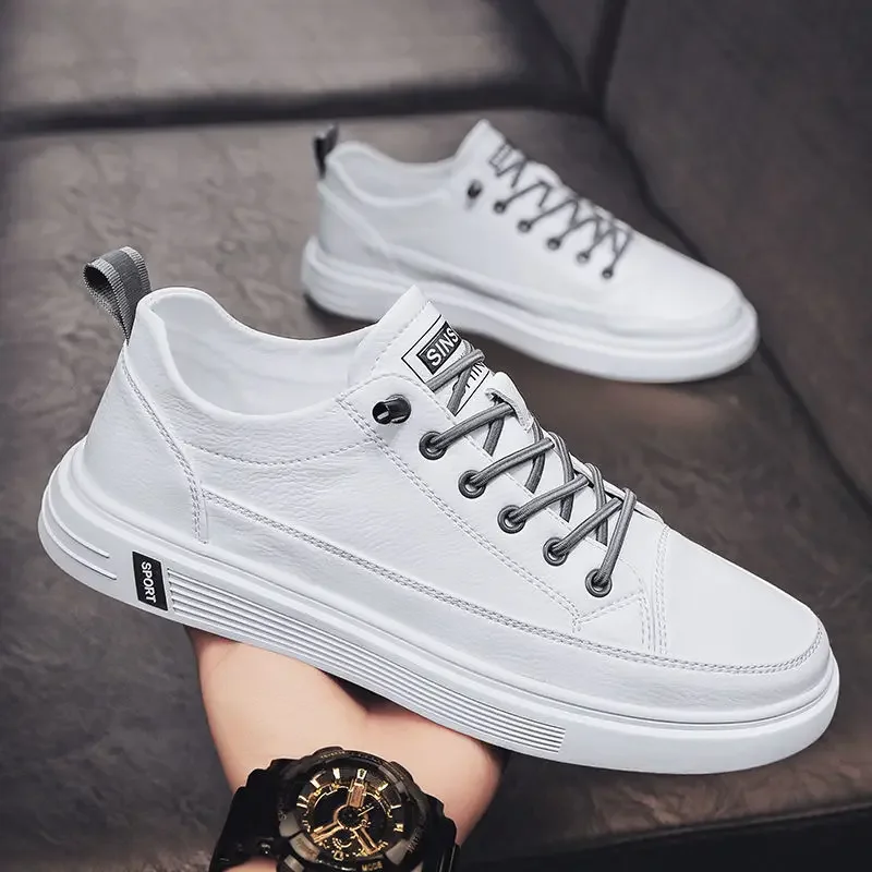 Fashion Light and Comfort Leather Shoes 2024 Autumn New Men Casual Sneakers Four Seasons Flat Wear Resistant Anti Slip Man White