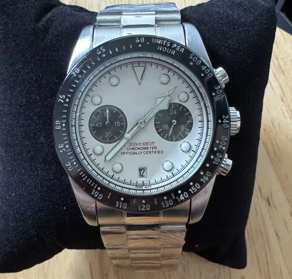 ساعة كوارتز عالية الجودة ذات عين مزدوجة وخمسة أيدي وعملية كاملة مع سوار فولاذي صلب وساعة يد مشهورة الأكثر مبيعًا