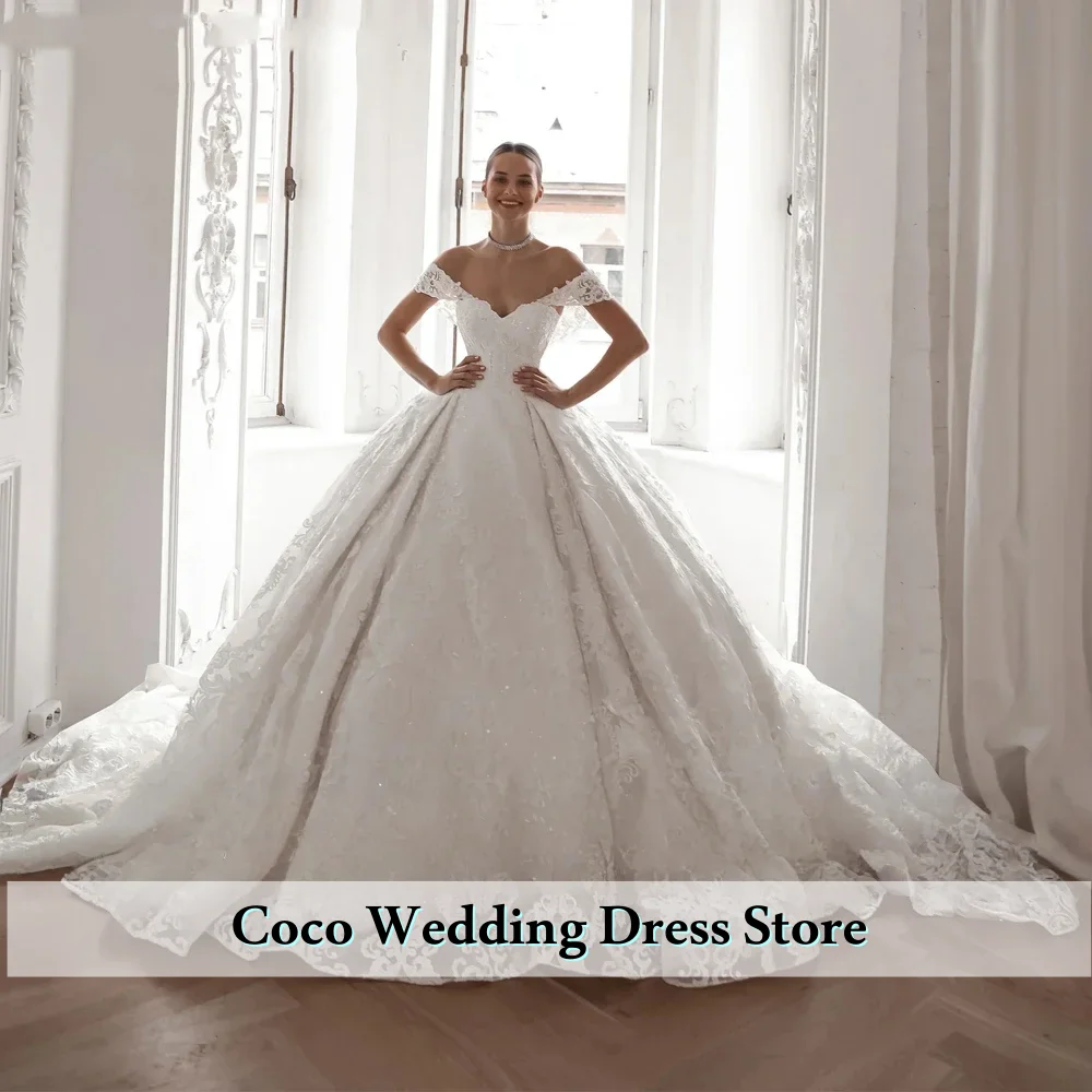 Maßgeschneiderte exquisite ärmellose Brautkleid Perlen Schatz Gericht Zug Prinzessin Braut Kleider Vestido De Noiva