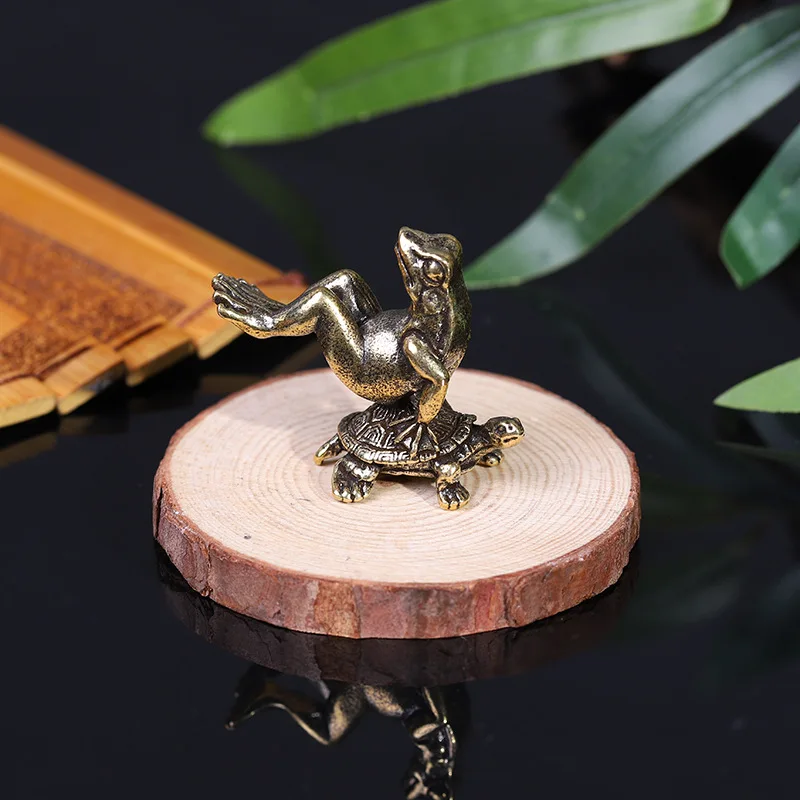 Solid Turtle Back Frog Style Tea Pet Desktop Ornament Small Decoration Antique Brass Handheld Play Piece