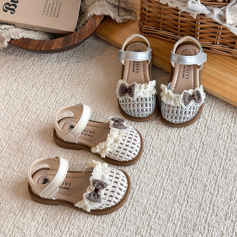 

Girls' Lace Bow Woven Sandals Closed-toe Princess Shoes Soft-soled Children's Summer Beach Shoes Breathable 2026 New Style