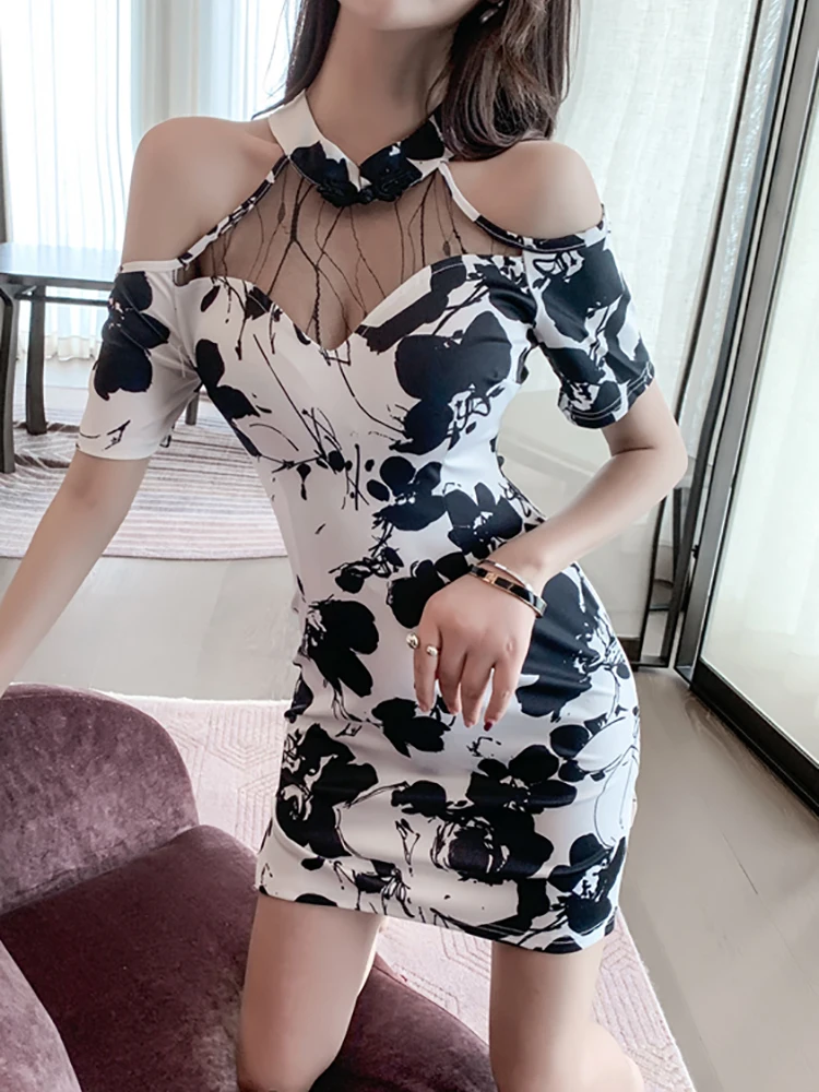 Minivestido Sexy transparente de malla de retales florales azules para mujer, vestido elegante de verano con hombros descubiertos y cuello levantado, vestido Vintage coreano 2025