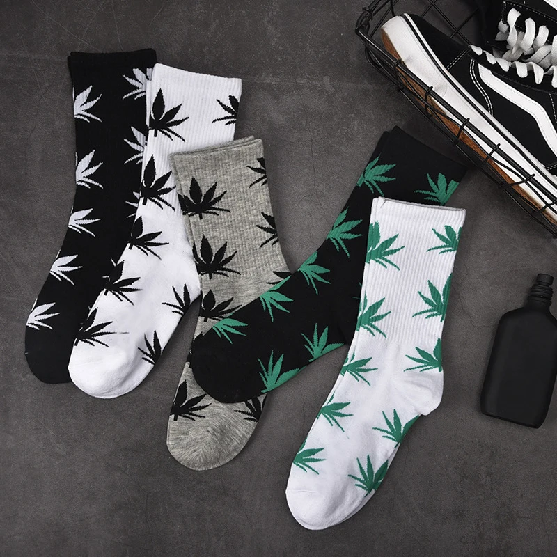 Man Fashion Comfortable High Quality Cotton Socks Leaf Maple Leaves Casual Long Paragraph Hemp Weed