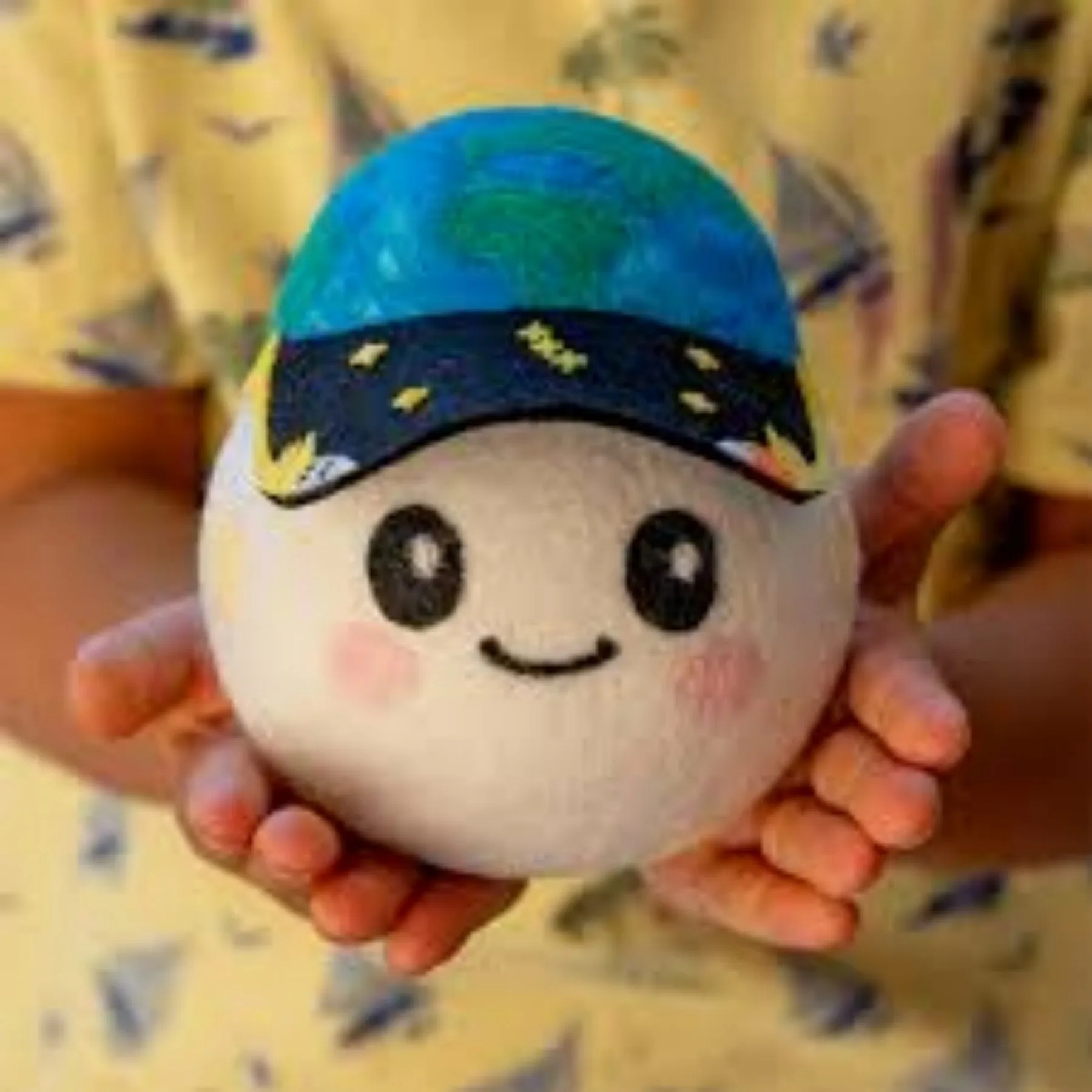

22CM Zero Gravity Indic Adorable Earth Themed Plush Toy With Starry Cap Soft Stuffed Animal For Kids Decor And Space Lover Gift