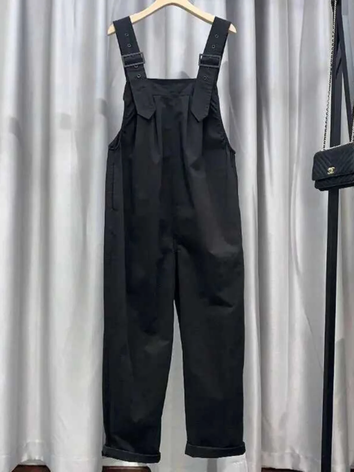 

Casual Workwear Overalls Women Summer 2026 New European Korean Loose Slimming Anti-aging Design Sense Jumpsuit