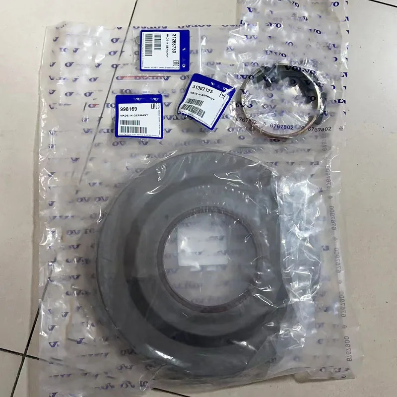 For auto parts 1684808 31256845 31256729 6DCT450 mps6 oil seal transmission front clutch cover Ford Volvo Mondeo Land Rover