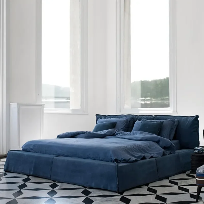 Italian Minimalist Double Bed Matte Fabric Upholstered Platform Frame for Master Bedroom Home Furniture Luxury Style